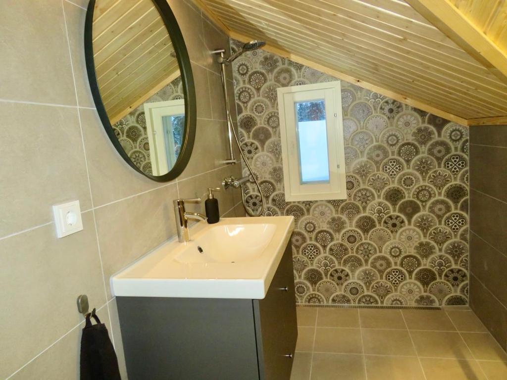 B&B Adventures Äkäslompolo Εξωτερικό φωτογραφία